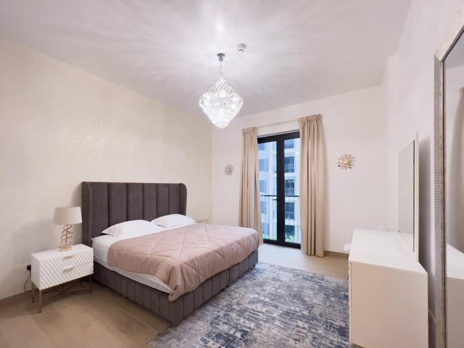 Lovely 2-Bedroom Vacation Home Near Beach Dubai Eksteriør bilde